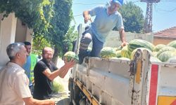 Başkan Çerçioğlu, karpuzla gönülleri serinletti