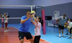 Başkan Çerçioğlu, minik sporcuları voleybolla buluşturuyor