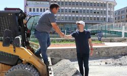 Büyükşehir’in Söke’de yol çalışması devam ediyor