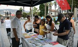 Kuşadası'nın usta kalemleri ''Şenlik''te buluşuyor