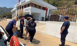 Gezi teknesinde yaralanan vatandaşa tıbbi tahliye