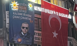 AK Parti Efeler’den Özgür Özel’e pankartlı gönderme