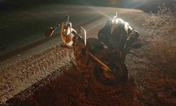 Kuşadası'nda otomobil ile motosiklet kafa kafaya çarpıştı: 1 ölü
