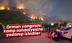 Orman yangınını kamp sandalyesine yaslanıp izlediler