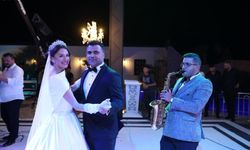 Özdemir ailesinin mutlu günü: Rüya gibi düğün