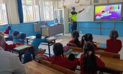 Karacasu’da ilkokul öğrencilerine trafik eğitimi