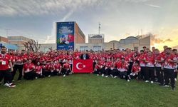 Kuşadalı Elina Melis Yıldırım İtalya'da ringleri salladı