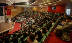 ADÜ oryantasyon programları sürüyor
