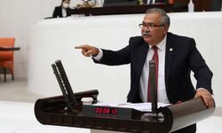 “AKP'nin düzeni gençleri değil, çaresizliği büyütüyor”