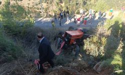 Karacasu'da traktör şarampolden uçtu: Kurtarma çalışması yürekleri ağza getirdi