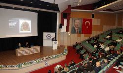 ADÜ’de "Atatürk’ü Anlamak" paneli düzenlendi