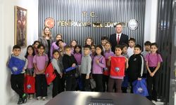 Başkan Ercan, öğrencilerle bir araya geldi