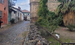 Cihanoğlu Kulesi’nin çevresi tepki çekiyor: ‘Koçarlı’nın imajı zedeleniyor’