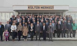 Efeler’de ’Eğitim Yöneticileri Okuyor’ projesinde yeni dönem başladı