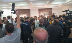 Kuşadası Belediye meclisinde gerginlik