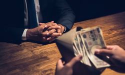 Nazilli'de skandal olay: FETÖ'cülere rüşvet karşılığı yardım etmiş