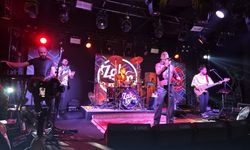 Zakkum Nazillililere Unutulmaz Bir Gece Yaşattı