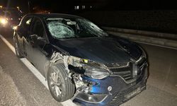 Feci kaza: Otomobilin çarptığı 3 kişi hayatını kaybetti