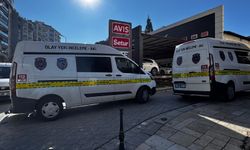 Yedi katı binanın çatısından düşen genç hayatını kaybetti