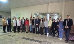 AK Parti Teşkilatı vatandaşla kucaklaştı