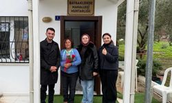 AK Partili gençlerden 'Kadın muhtarlara' anlamlı ziyaret