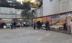 Kuşadası Balık Hali geçici yerinde hizmete başladı