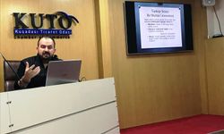 Kuşadası 'Gatronomi' tarihini ADÜ'lü Akademisyen Dr. Sezgin'den dinledi