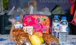 Kuşadası’nda beslenme çantalarını belediye dolduruyor
