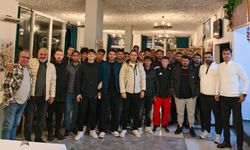 Kuşadasıspor deplasman öncesi moral yemeğinde buluştu