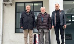 Nazilli'de eğitime anlamlı destek: Hayırseverden tablet hediyesi