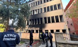 Nazilli’de korkutan yangın: Kütüphaneden çıkan dumanlar korkuttu