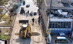 Yenipazar’da Doğu Mahallesi’nde parke taşı çalışmaları sürüyor