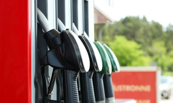 Araç sahiplerine kötü haber! Akaryakıta bir zam daha geldi