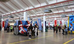 Aydın BŞB'den Efeler’de yarıyıl karne şenliği