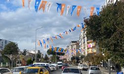 CHP’den yetkililere “AK Parti Bayrağı” tepkisi