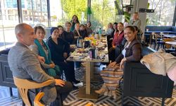 Didim Esnaf Odası Başkan adayı Yaba kadın esnafı dinledi