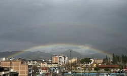 İncirliova’da gökkuşağı görsel şölen sundu