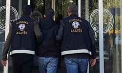 Kuşadası'nda firari katile kelepçe