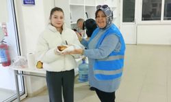 Sökeli öğrencilerin gönüllerine dokunan ikram