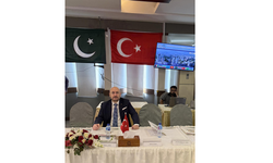 Ülken: “Bayraksızlar havlayadursun”