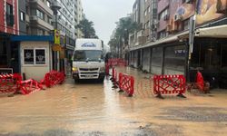 Vatandaş su dolu çukura düşmüştü: 100 bin TL ceza kesildi