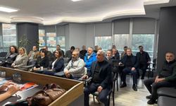 AK Parti Kuşadası yönetim kurulu toplantısında buluştu