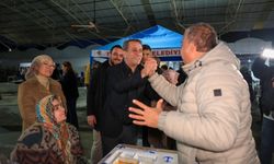 Başkan Yetişkin’in iftar sofraları binlerce kişiyi ağırlıyor