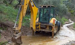 Efeler Belediyesi’nden yağış sonrası yollara hızlı müdahale