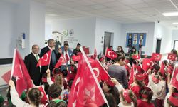 İlçe Milli Eğitim Müdürü Ataman 'Bayrak Sevgisi'ni öğrencilerle paylaştı