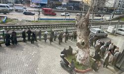 İncirliova’da o mağazaya yoğun ilgi: Uzun kuyruklar oluştu