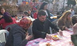 Kuşadalılar iftar sofrasında bereketi paylaştı