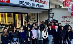 Kuşadası CHP Gençlik Kolları 'Z Raporu' ile sahada