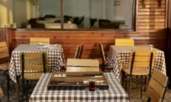 Kuşadası'nda kahvehanelerde 'Sahur' mesaisi başlıyor