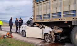 Cenazeye giderken kazada hayatlarını kaybettiler